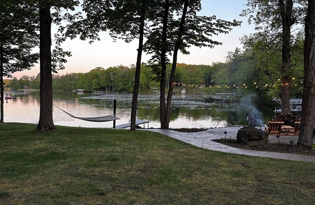 Pet-Friendly Lakeside Cabin near Birchwood, WI