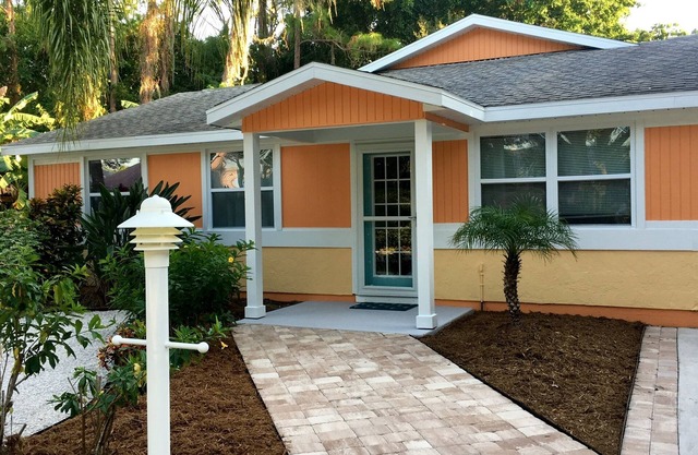 Pet Friendly Paradise Close To Sarasota-Venice