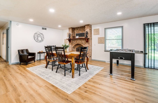 Pet-Friendly Shell Knob Retreat w/ Deck & Grill!