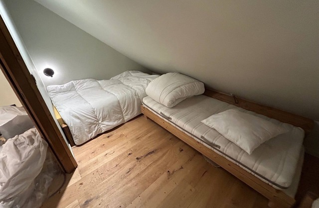 Petit Chalet Complétement Rénové Donnant sur la Vallée de Maurienne, ski au Pied