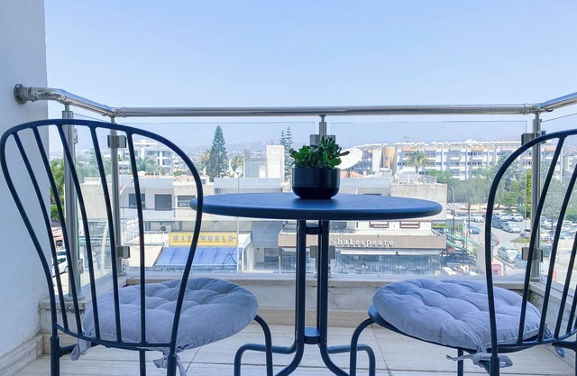 Phaedrus Living Sea View Flat Kyma