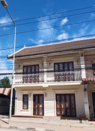 Phasouk Viengmai Villa