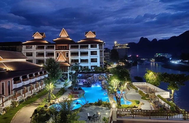 Phubarn VimarnVangvieng Resort