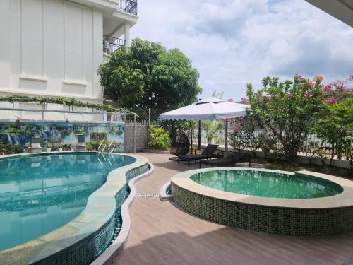 Phuong Linh Beach Villa