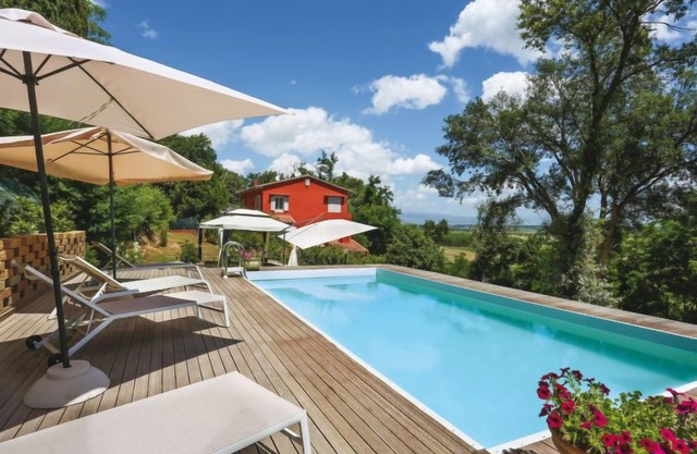 Piero by Interhome