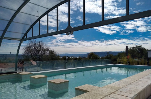 Pinares Panorama Suites & Spa