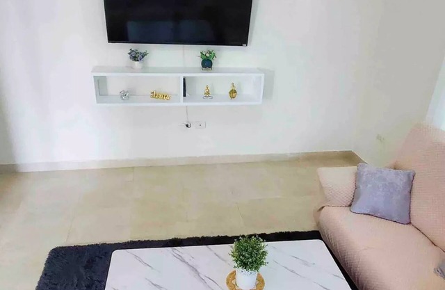 Pine Tree Family Home 2Bn