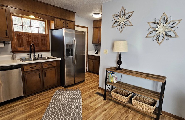 Pinecrest Cottage - cozy guesthouse, close to all things Mentone!