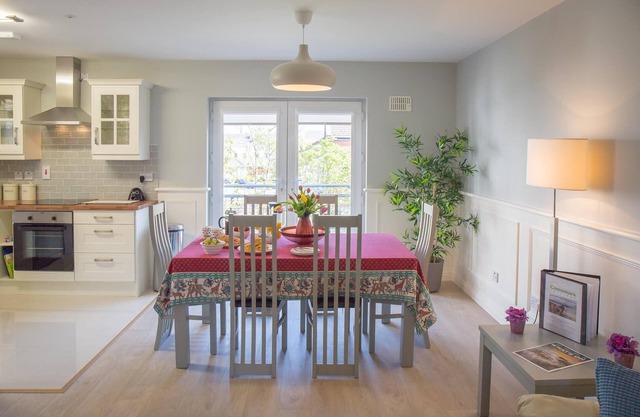 Pink Blossom Townhouse Chic apt