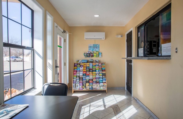 Pinn Road Inn and Suites