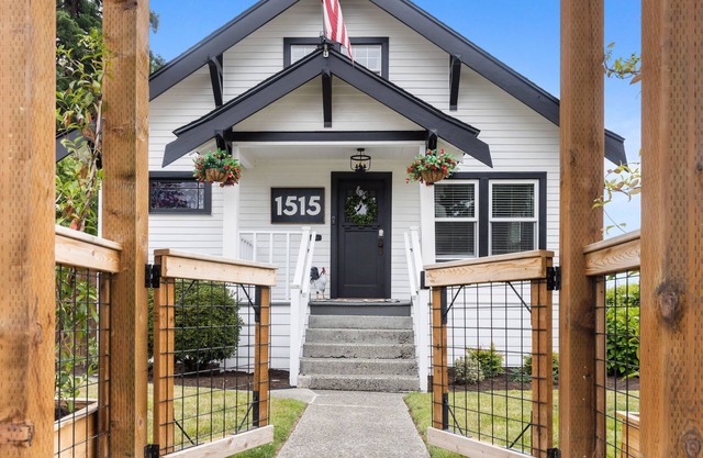 Pinterest perfect home, with fresh chick eggs. Walk right into town