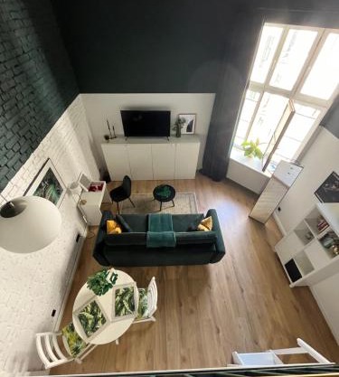 Piotrkowska 37 -MINI LOFT- Green Leaf