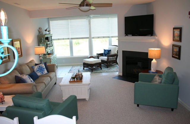 Plan Your Getaway to the Dogwood Condo; It's Close to Everything You Want to Do!