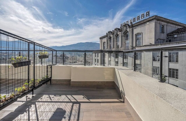Plaza botero loft in downtown near Metro station
