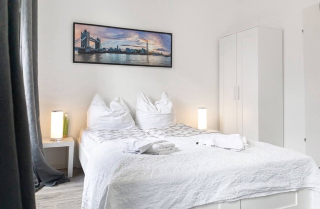 Pleasant 1BR Aprt. near The Danube & Millenium T.