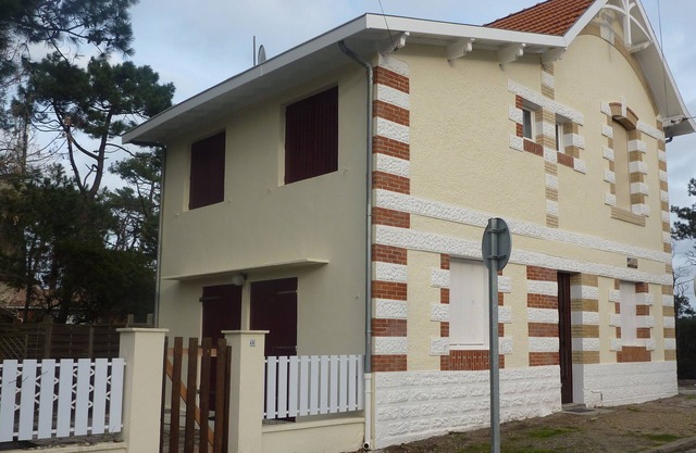 Pleasant comfortable villa with enclosed garden