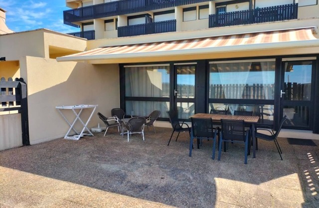 Pleasant seafront type 2 apartment, south of Lacanau 521DES