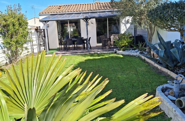 Pleasant vacation on the island in a cosy villa for 8, 150m2