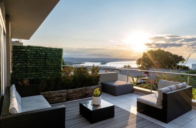 Plett Holiday Sea View Apartment