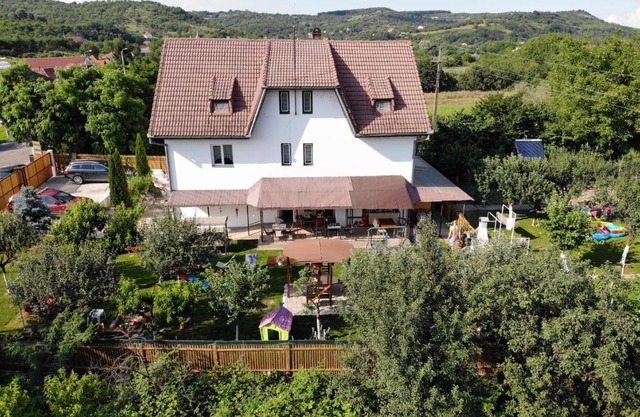 Podgoria Guesthouse- Camere de închiriat