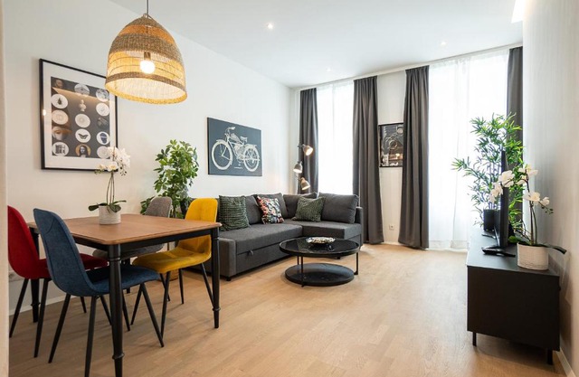 Posh studio with a king-size bed and modern design