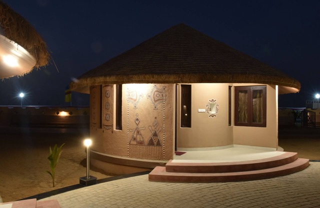 Praveg White Rann Resort Rann Utsav Dhordo