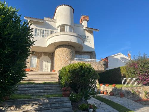 Preciosa casa en playa América