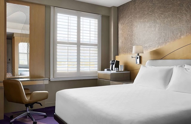 Premier Corner One King Bed Room at Pasadena Hotel & Pool