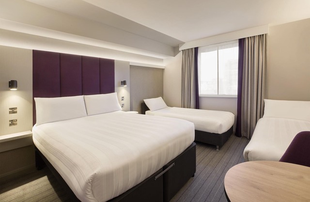 Premier Inn Cardiff West