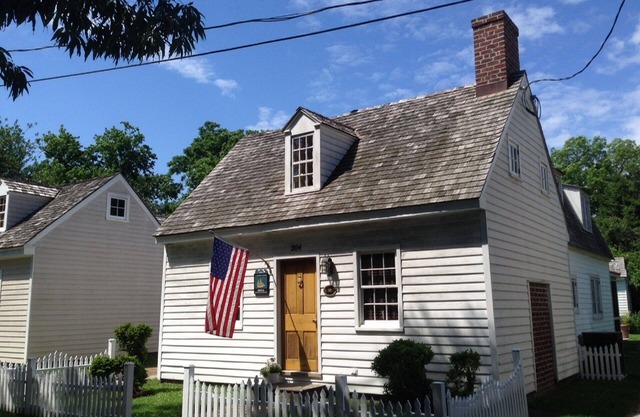 Premier St. Michaels Cottage - T. Blades House - Walk to Everything in Town