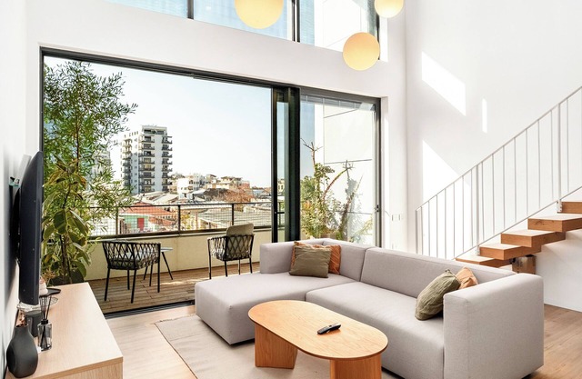 Premium Furnished Apt in TLV 2BR with AC and Wi-Fi