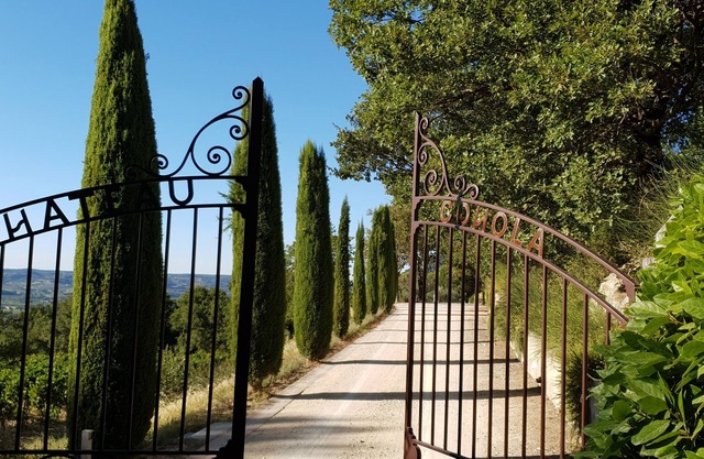 Prestigious gîte in Provence, on the Wine Route