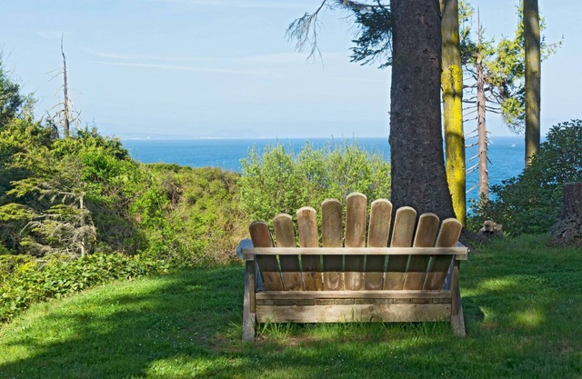 Private Beach Access with beautiful water view between Sequim & Port Angeles
