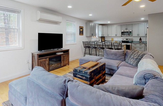 Private, dog-friendly retreat with a game room, firepit, grill, jetted tub, & AC