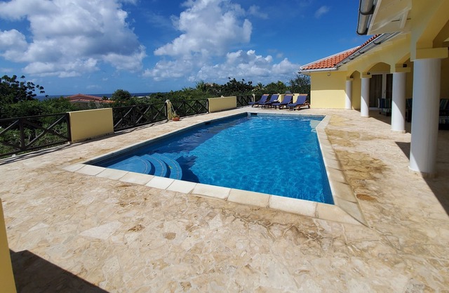 Private Paradise Villa with Sea Views and Private Pool