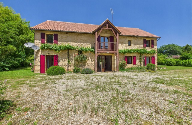 Private pool – house for 10 adults and 2 children