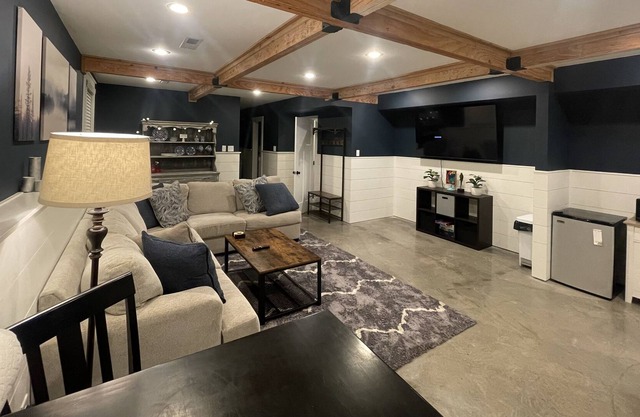 Private Remodeled Basement w/Full Bath and Two bedrooms