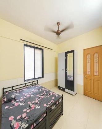 Private Room At ovale naka Ghodbunder road Thane West