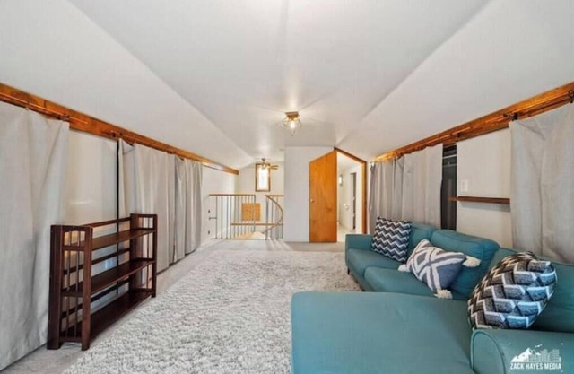 Private, Spacious 5 Bedroom House