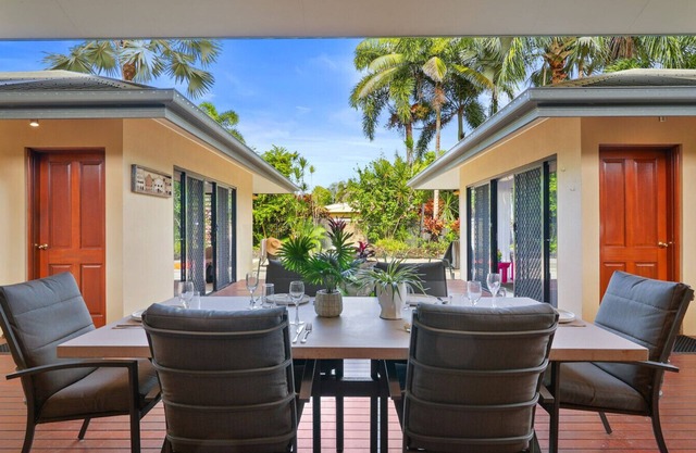 Private Tropical Retreat with Pool – Walk to Trinity Beach
