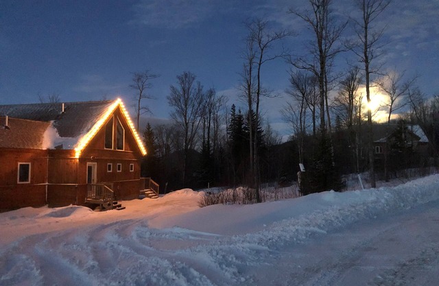Private Chalet on Saddleback Mountain Ski Resort - Ski In/Ski Out