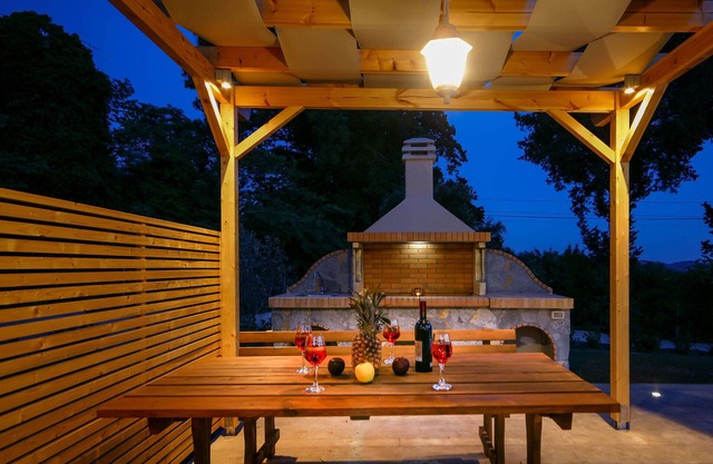 Private Villa Compass