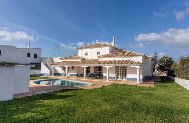 Private villa in Aldeia do Golfe, Vilamoura - 5 minutes from Aquashow