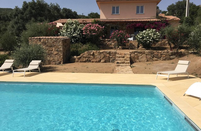 PROMOTION - 15% House 6 pers with swimming pool and 4 kms from the sea, southern Corsica