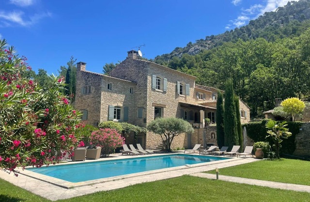 Propriété d'exception au coeur du Luberon