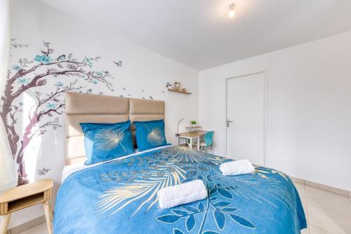 Propriété Privée Neuve 2025 - Parking Privé Gratuit - 10mn Paris RER D - Lit 160X200 - Tout équipé - De 1 à 4 pers - Near Paris Brand New Apart with Secure Parking