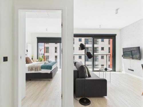 Prosta 69D SuperApart - Nowoczesny Apartament Blisko Metra