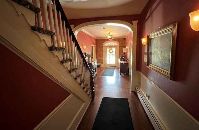 Publick House Hotel Inc.