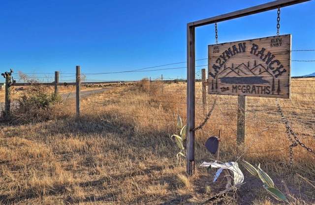 Pueblo Studio ~ 12 Mi to Pueblo Reservoir!