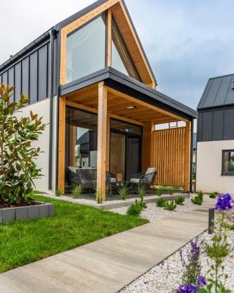 PURA new Seaside Jacuzzi Houses